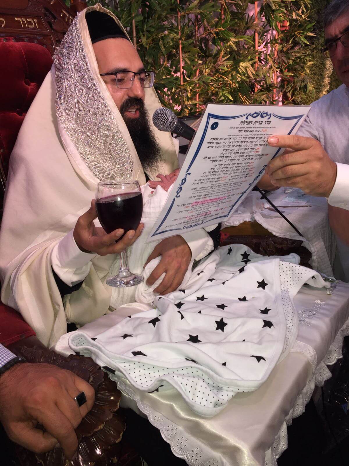 ברית בה הרב שימש כסנדק